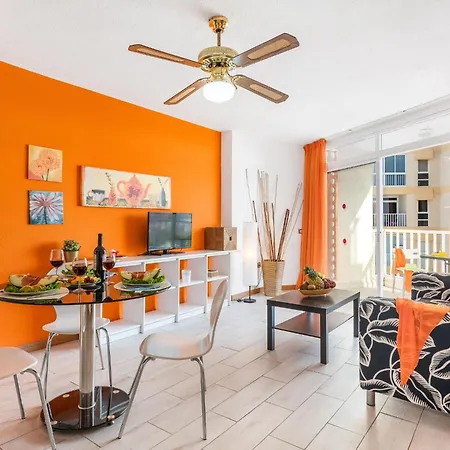 Apartment 12. Comfortable In Americas Playa de las Americas (Tenerife)