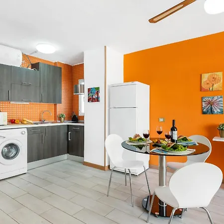 12. Comfortable In Americas Apartment Playa de las Americas (Tenerife)