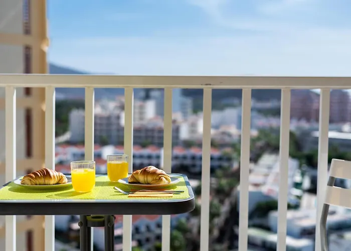 12. Comfortable In Americas * Playa de las Americas (Tenerife)